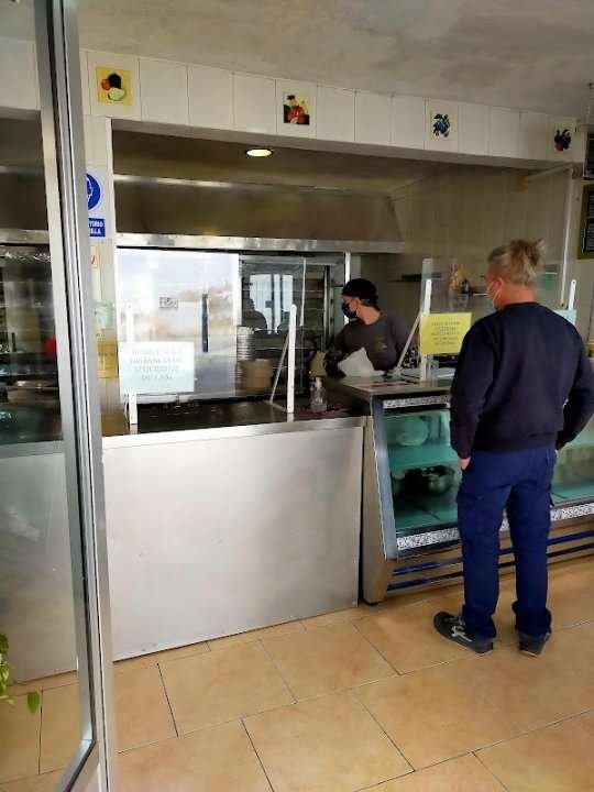 Pollos Asados Salitre
